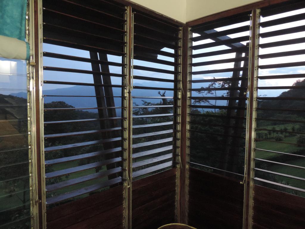 Celeste Mountain Lodge Bijagua Exterior photo